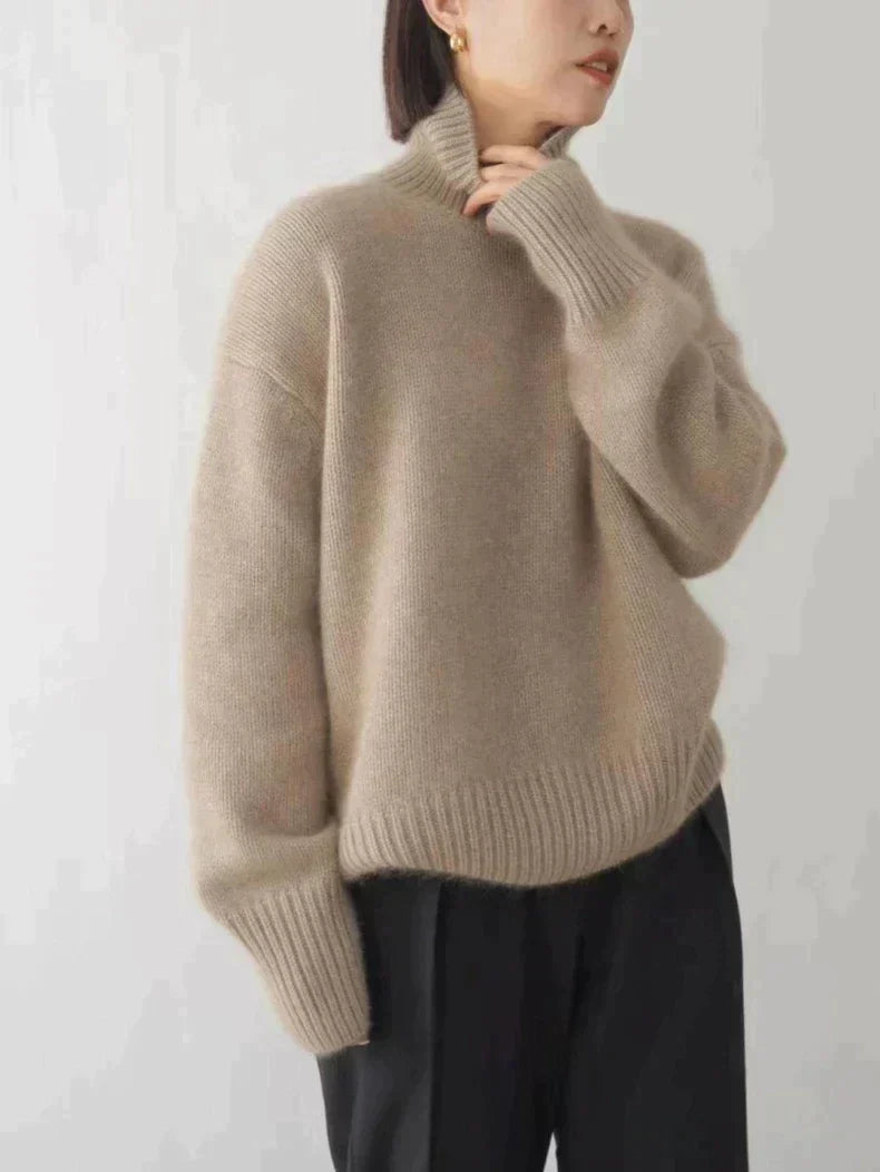 LIN | TURTLENECK SWEATER