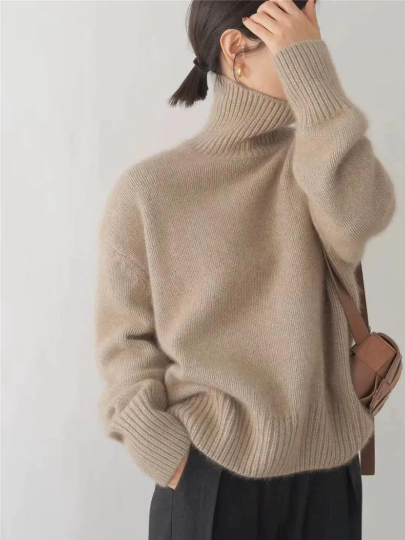 LIN | TURTLENECK SWEATER